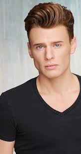 How tall is Blake McIver Ewing?